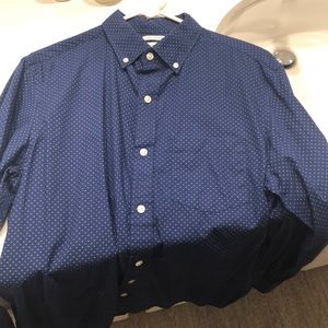 Old Navy men’s button up shirt